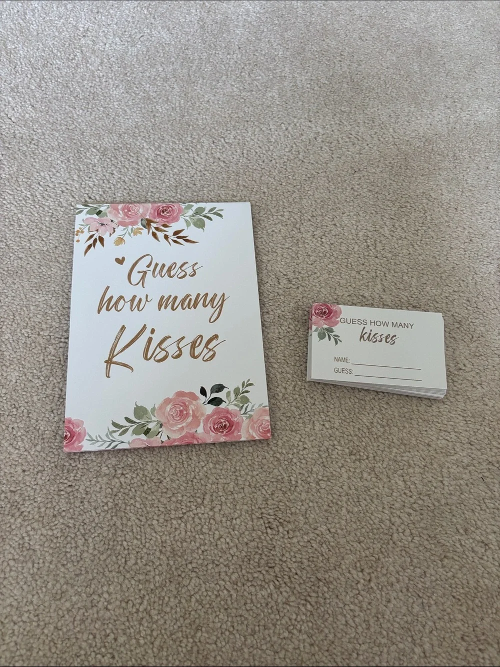 Guess How Many Kisses Notecards